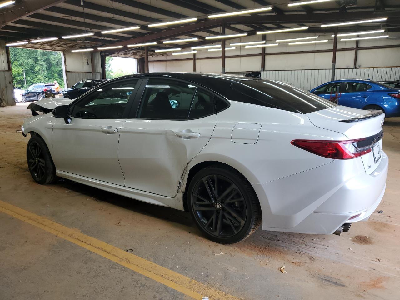 2025 Toyota Camry Xse - Фото 2