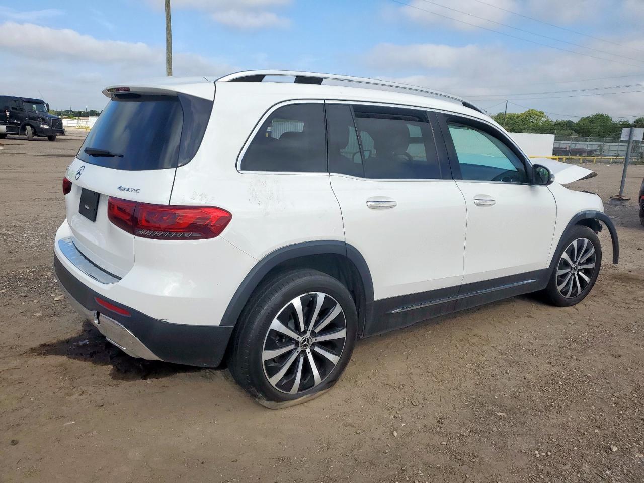 2020 Mercedes-Benz Glb 250 4Matic - Фото 3