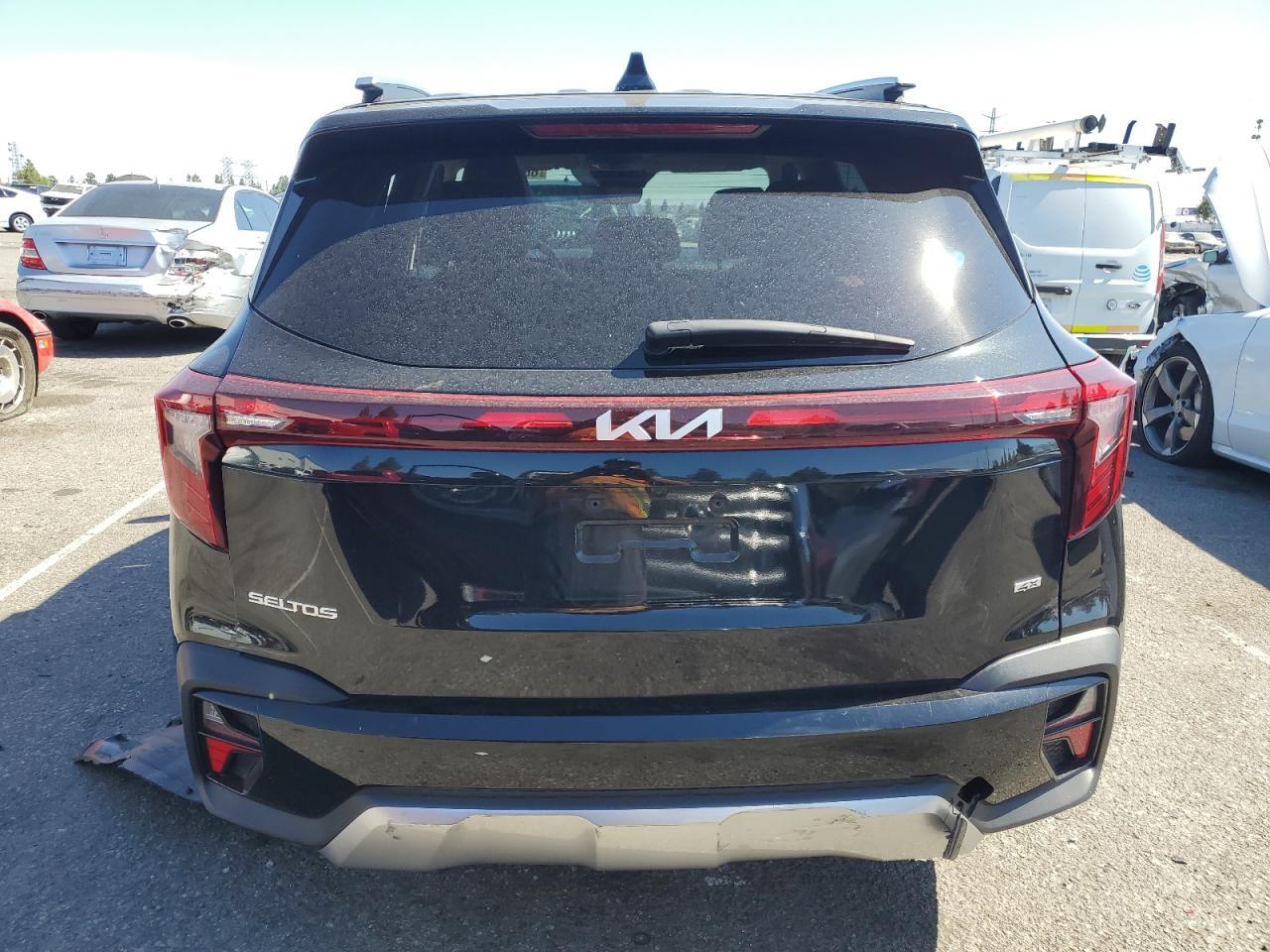 2024 Kia Seltos Ex - Image 6