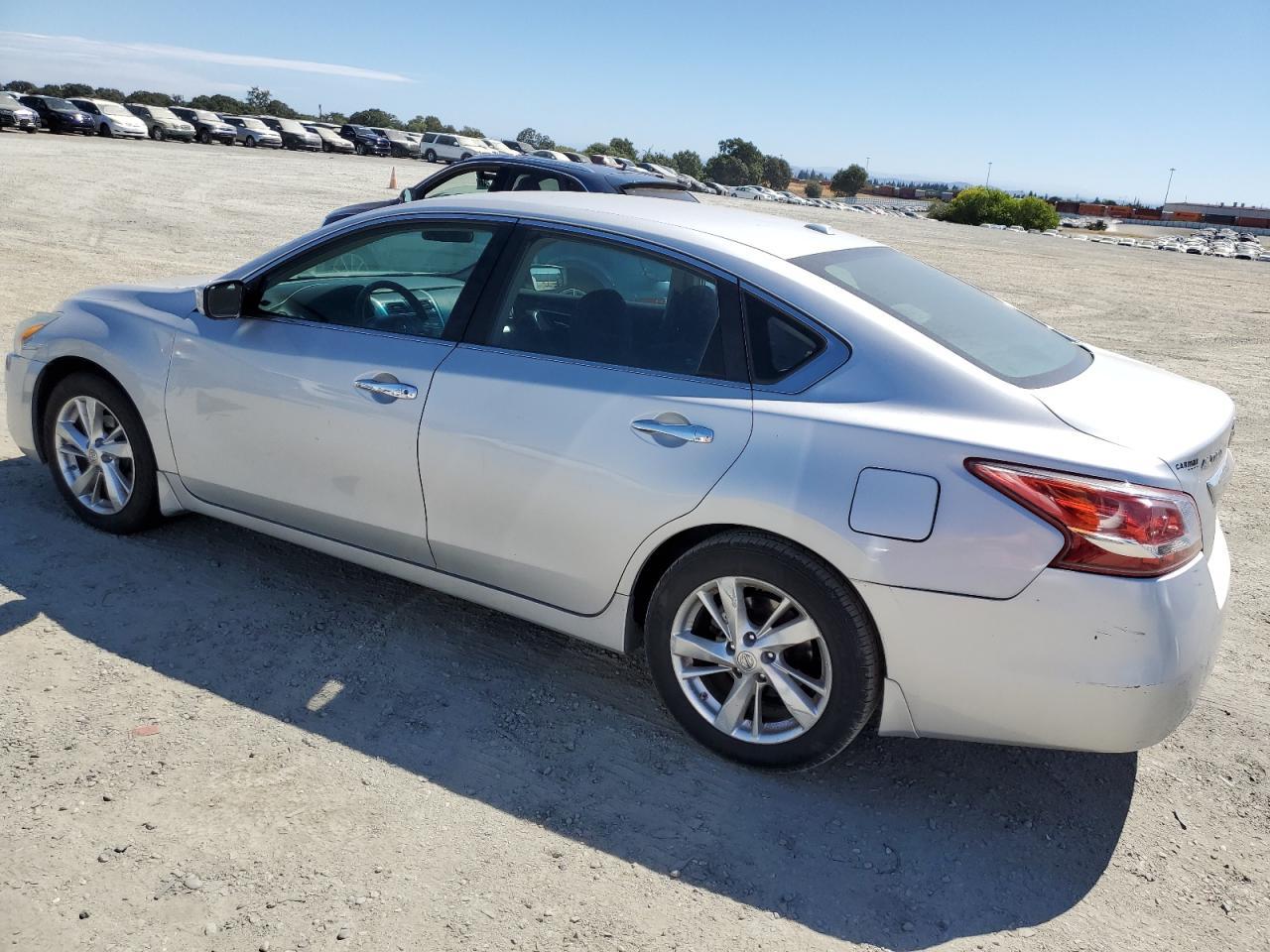 2013 Nissan Altima 2.5 - Фото 2