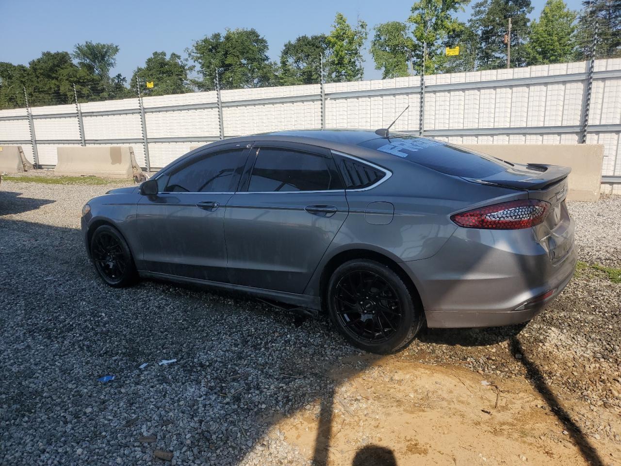 2014 Ford Fusion Se - Фото 2