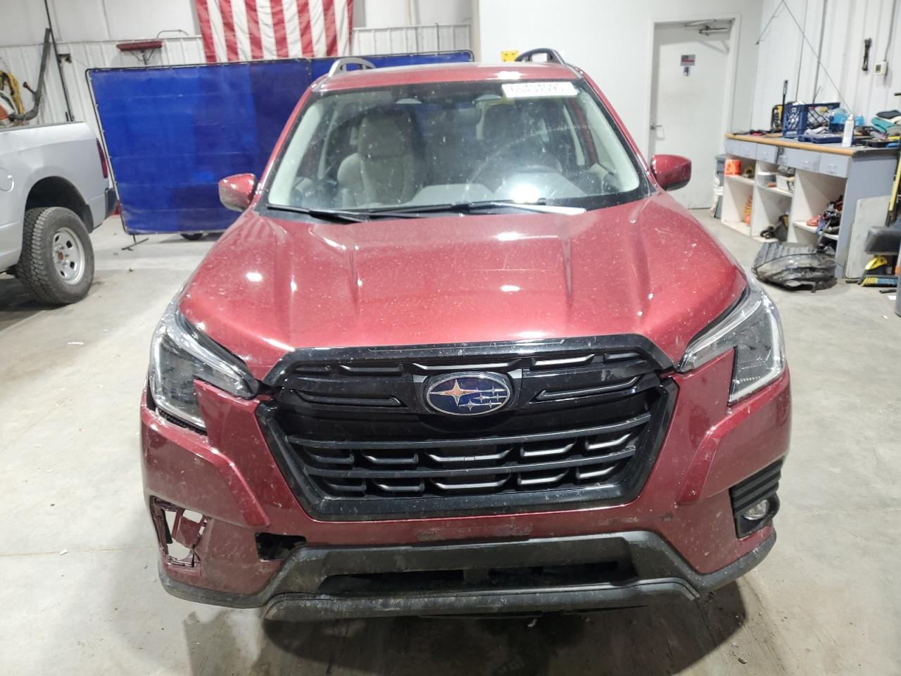 2024 Subaru Forester Premium - Image 5