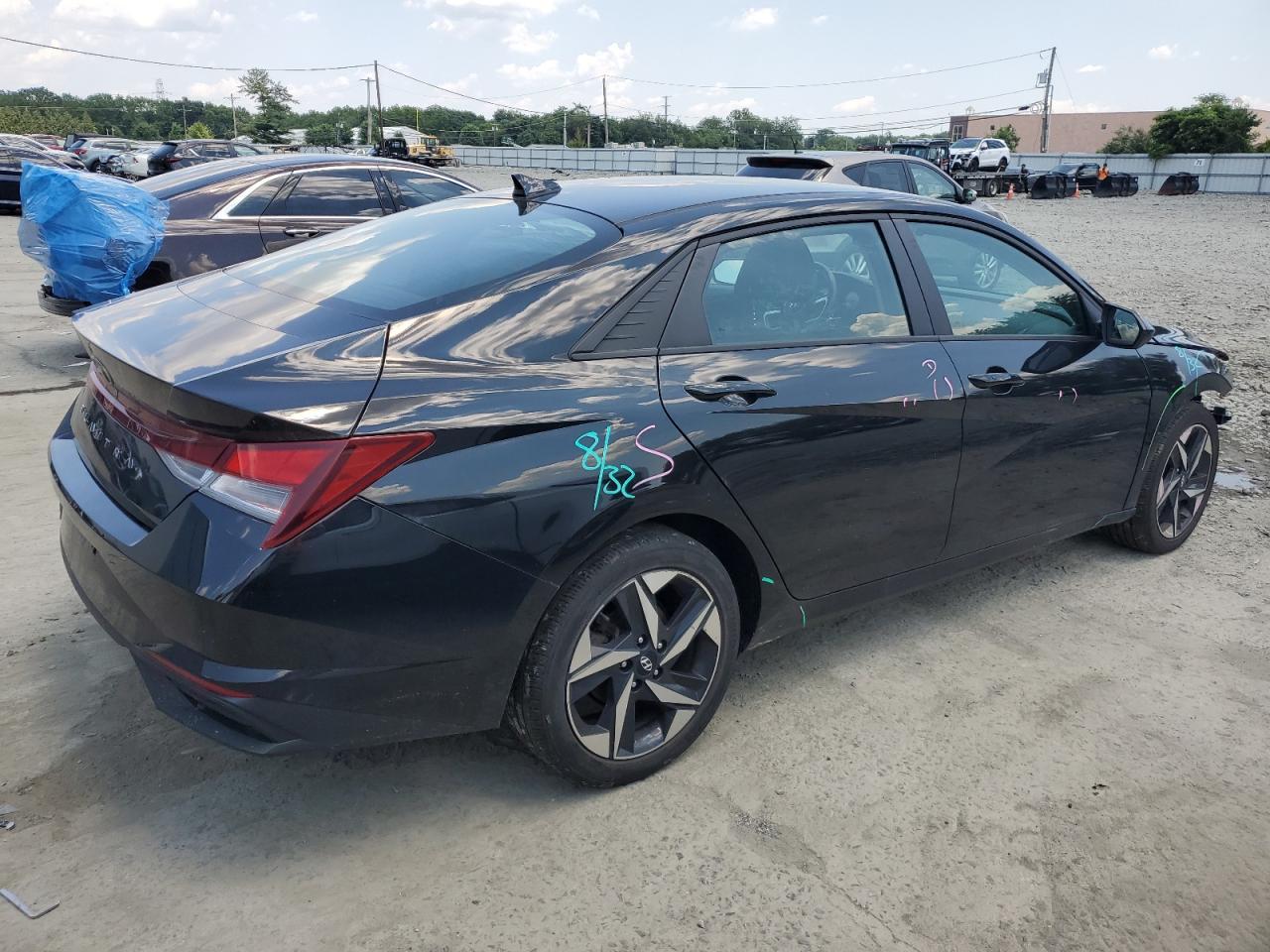 2023 Hyundai Elantra Sel - Фото 3
