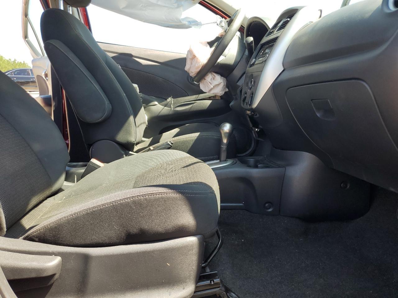 2016 Nissan Versa S - Image 7