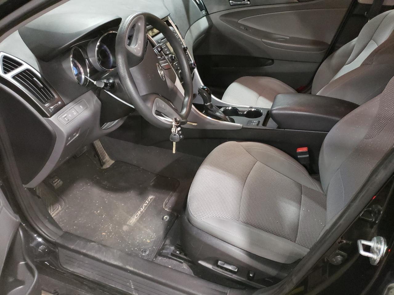 2013 Hyundai Sonata Gls - Image 7