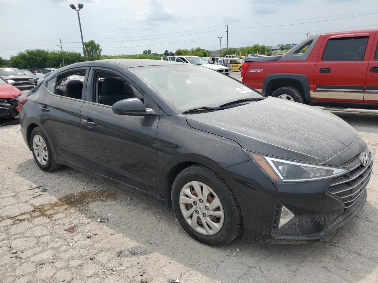2019 Hyundai Elantra Se - Image 4