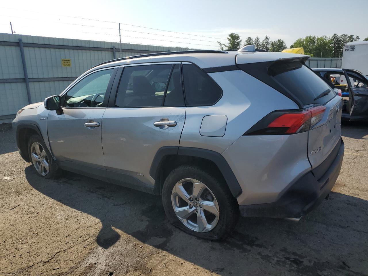 2021 Toyota Rav4 Xle Premium - Фото 2