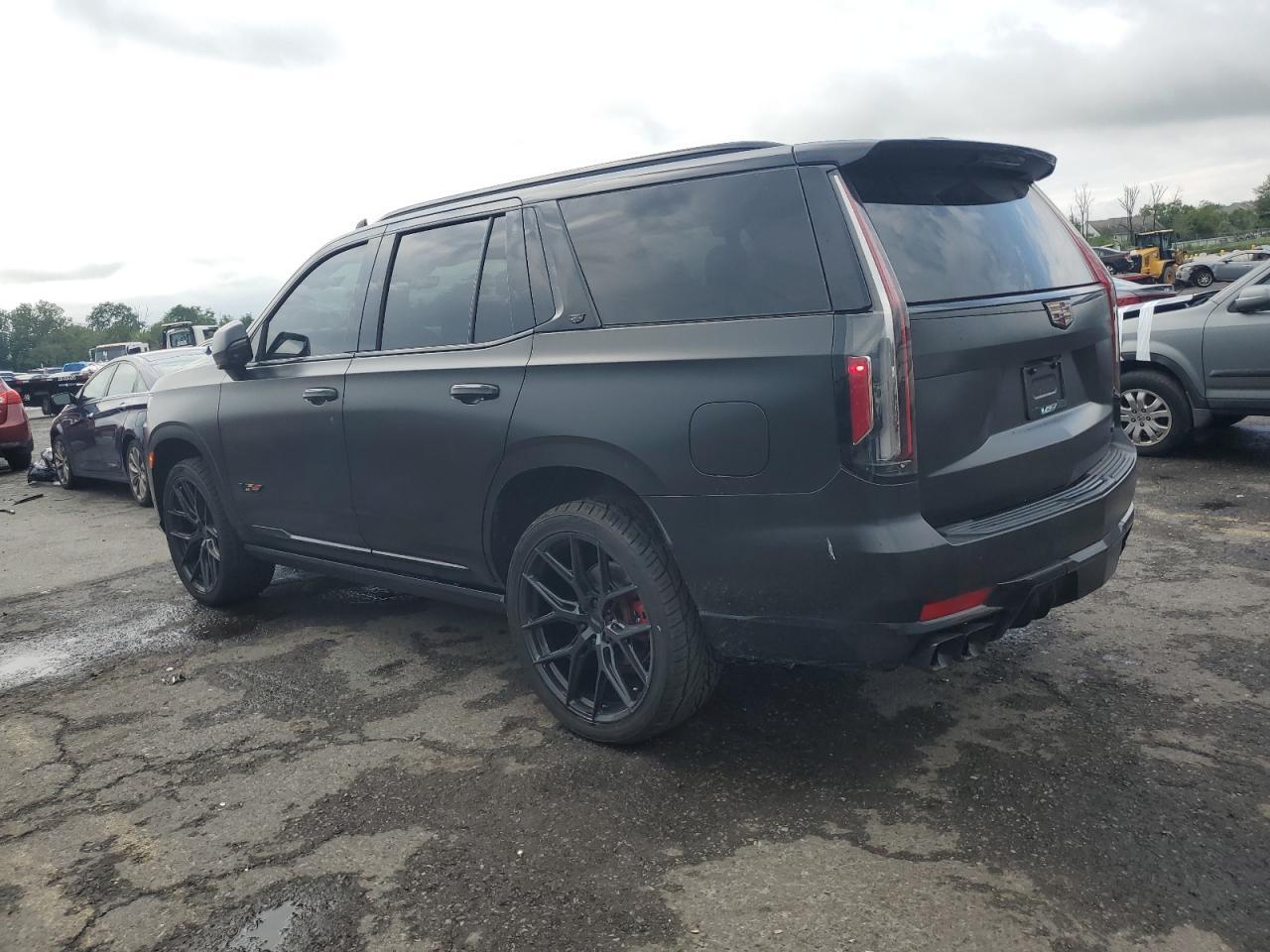 2024 Cadillac Escalade V - Image 2