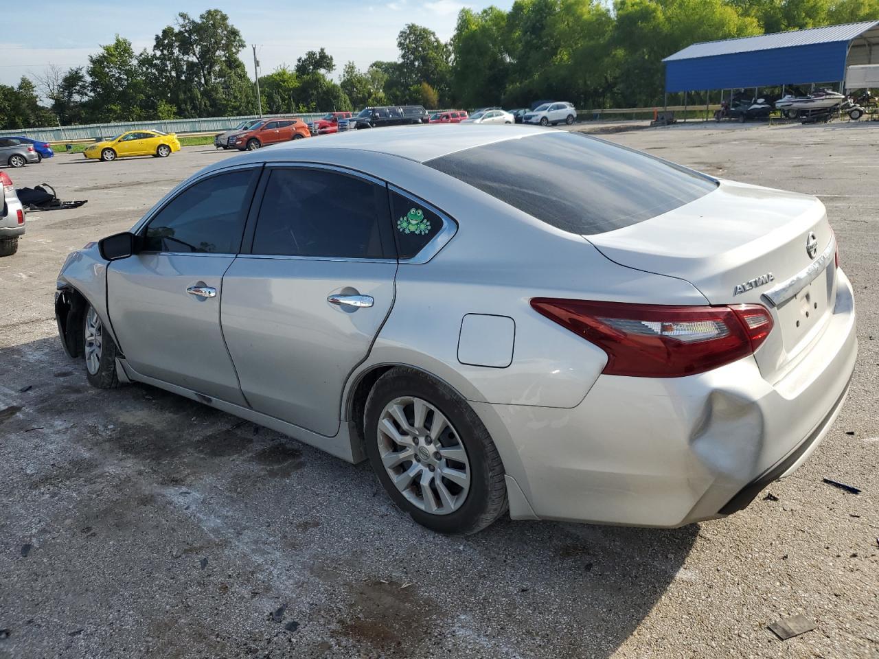 2018 Nissan Altima 2.5 - Image 2