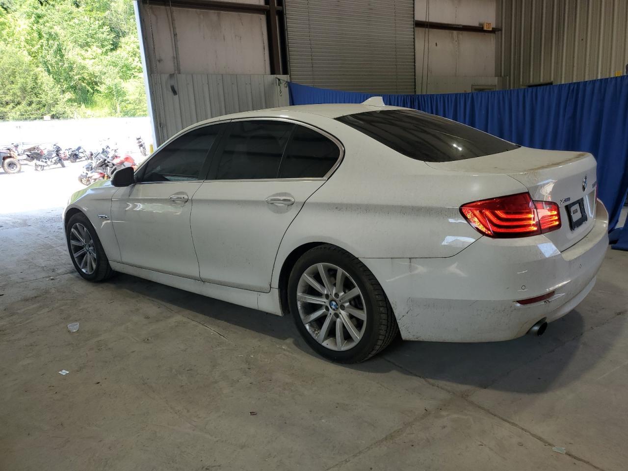 2015 BMW 535 Xi - Image 2