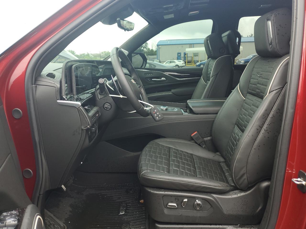 2024 Cadillac Escalade V - Image 7