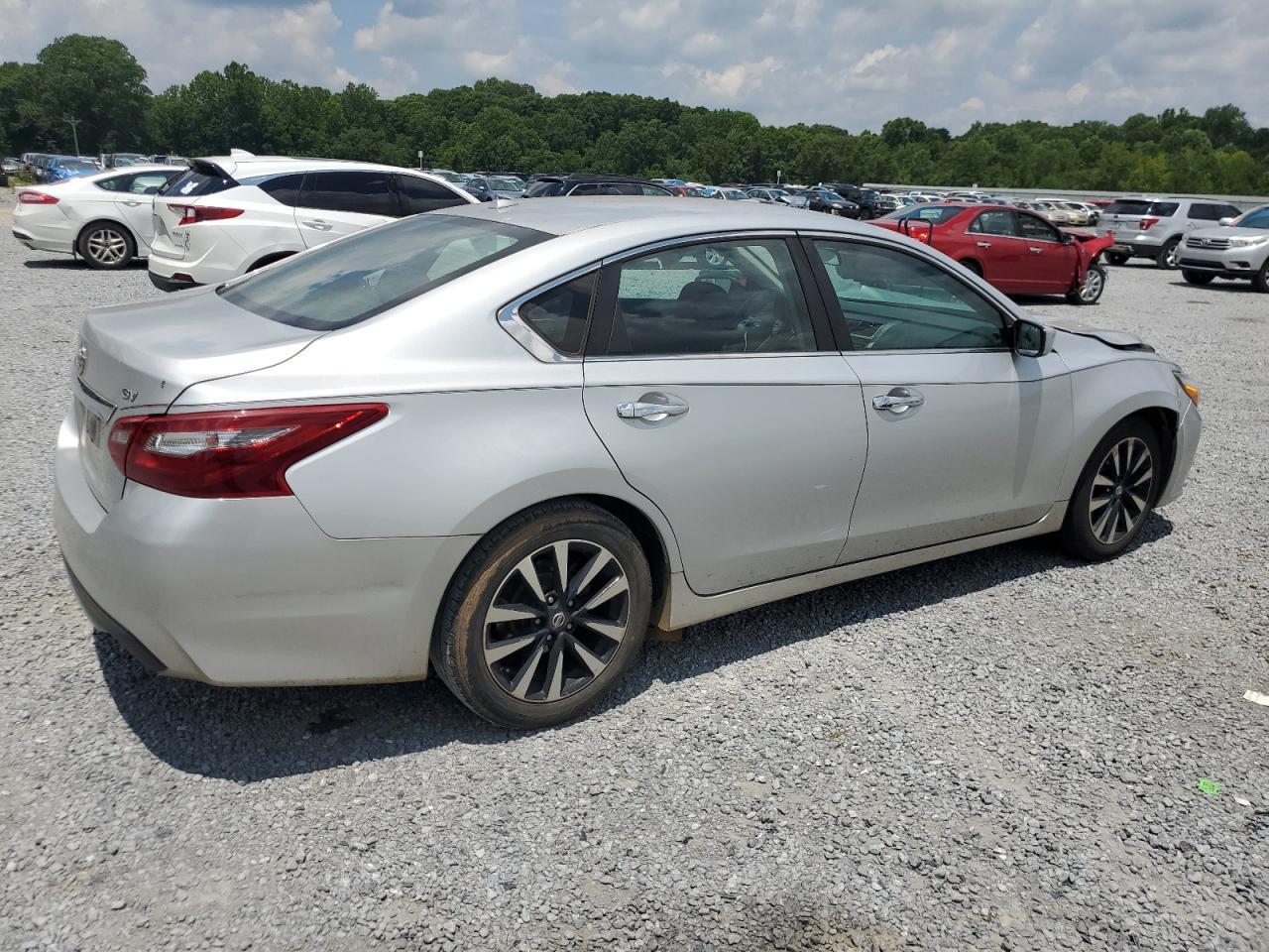2018 Nissan Altima 2.5 - Фото 3