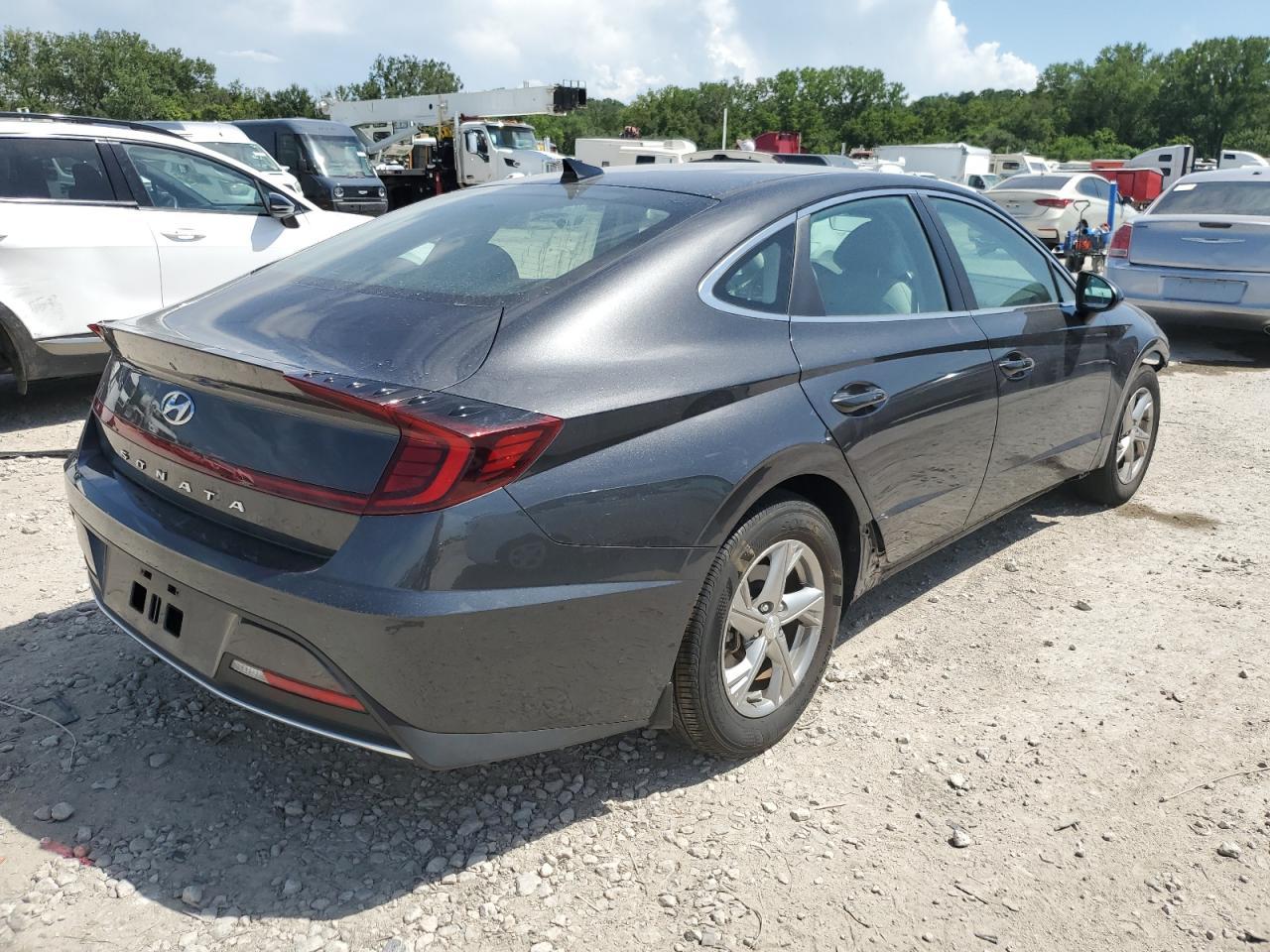 2022 Hyundai Sonata Se - Фото 3