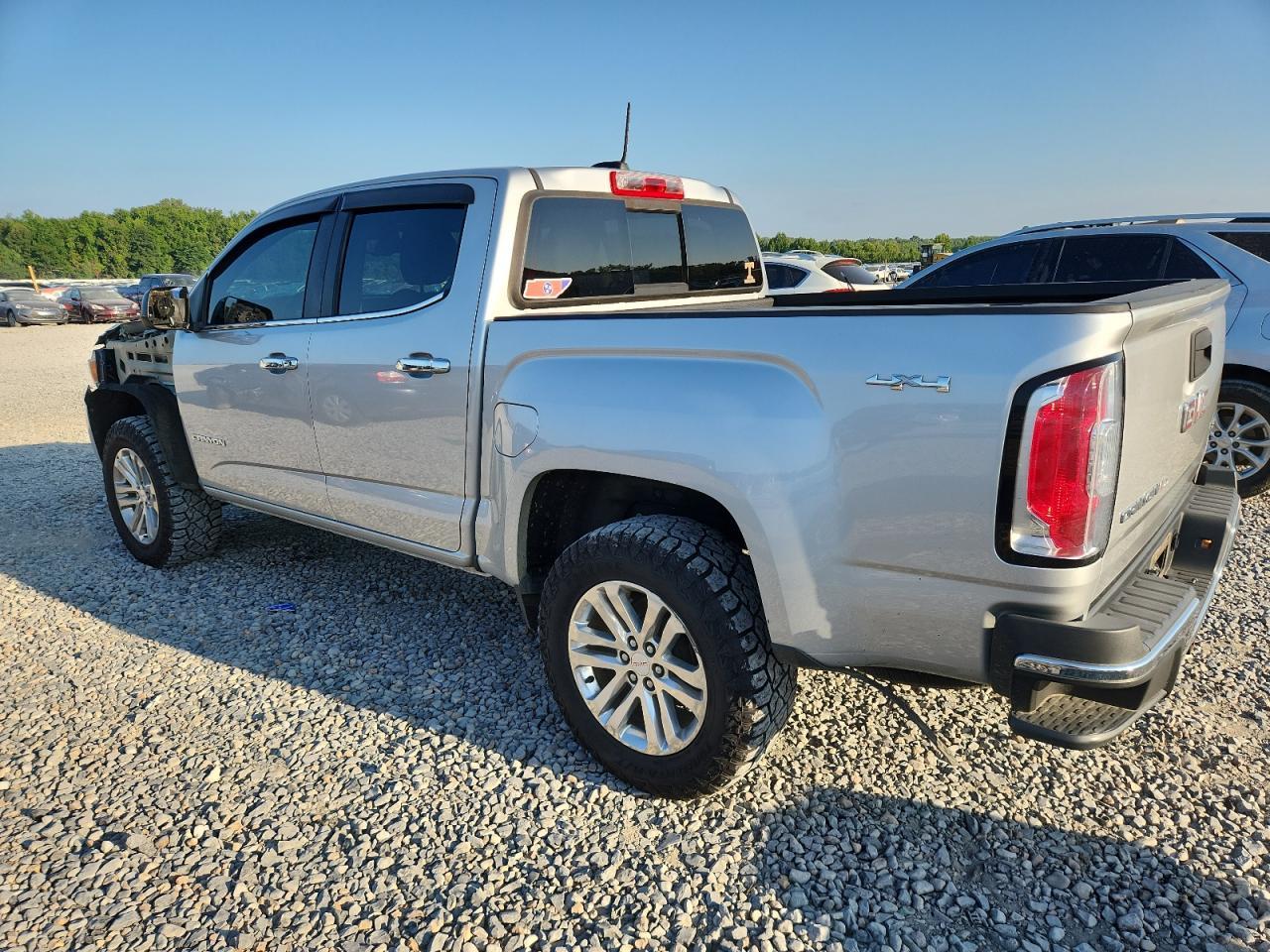 2017 GMC Canyon Slt - Image 2