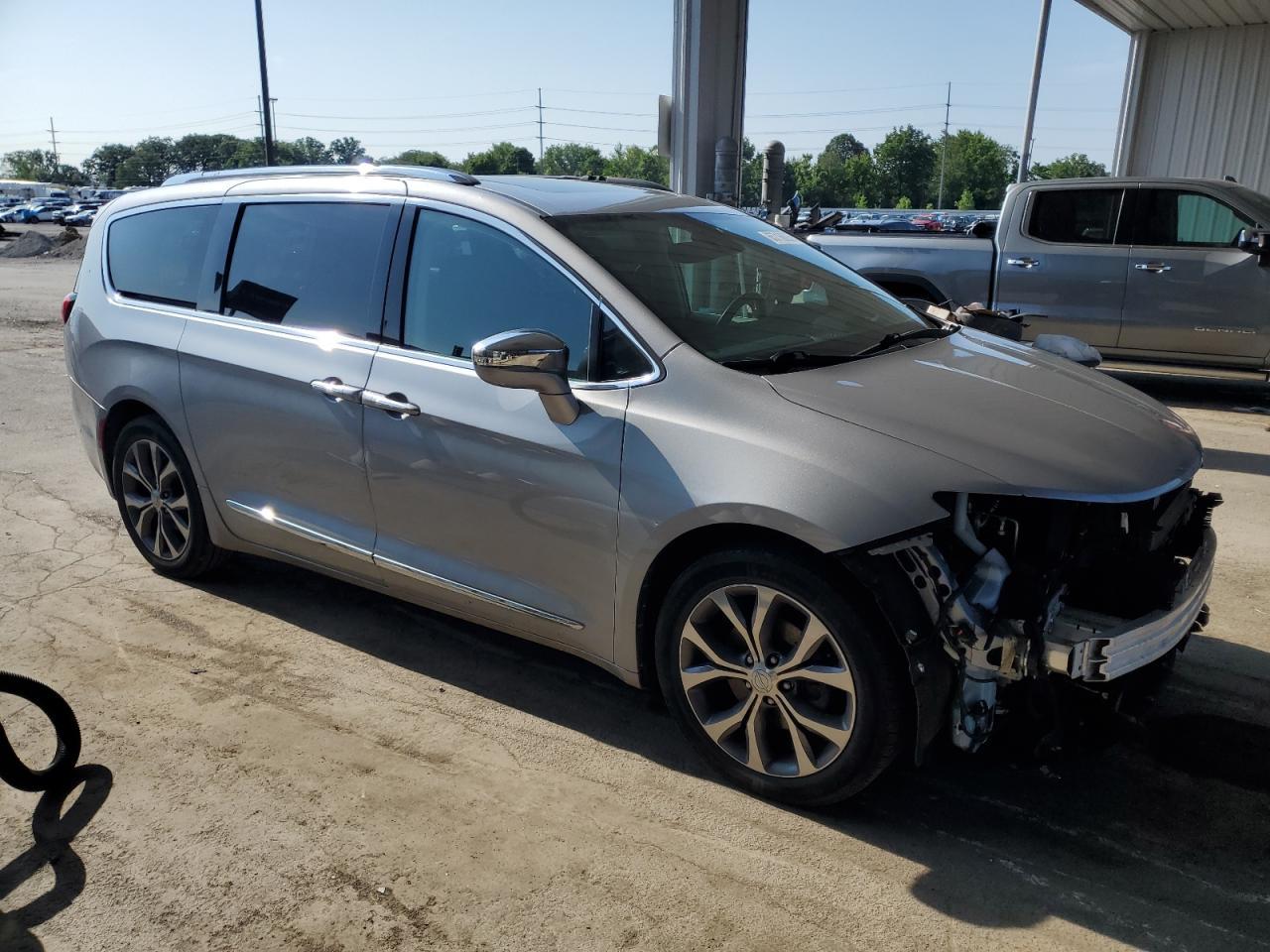 2018 Chrysler Pacifica Limited - Фото 4
