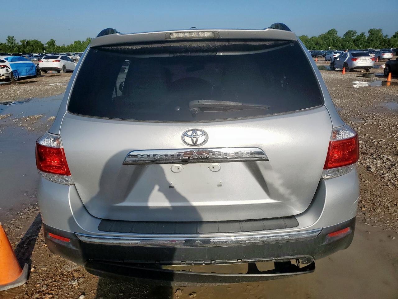 2012 Toyota Highlander Base - Image 6