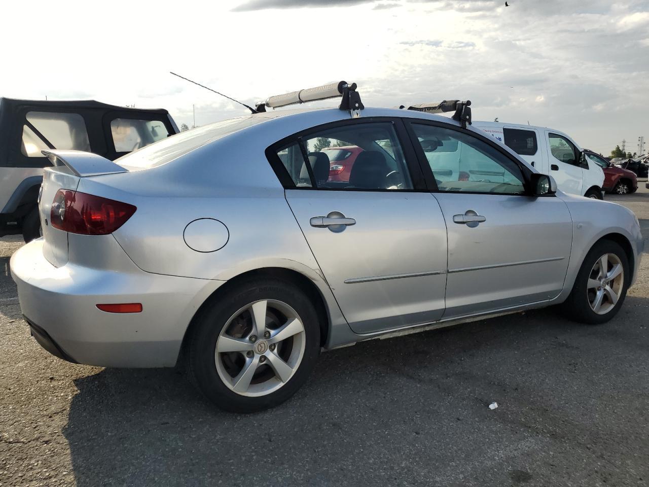 2004 Mazda 3 I - Фото 3