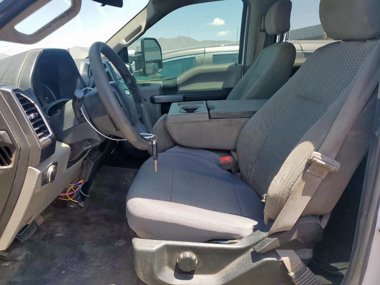 2018 Ford F250 Super Duty - Image 7