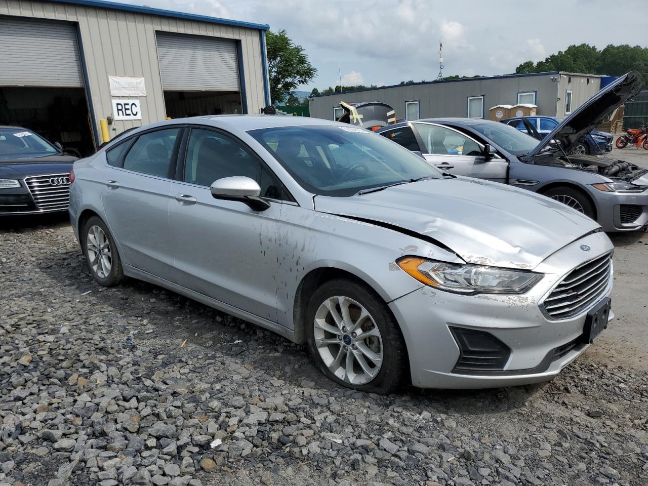 2019 Ford Fusion Se - Фото 4