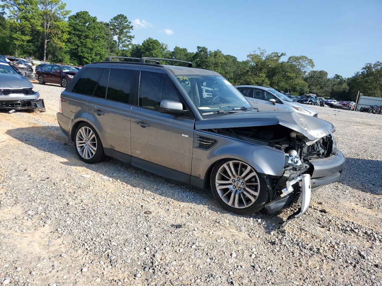 2011 Land Rover Range Rover Sport Lux - Image 4