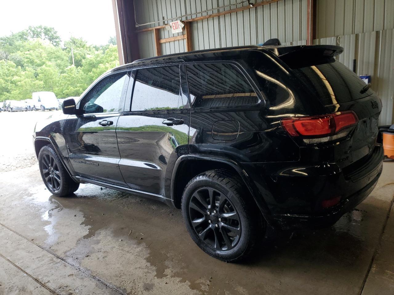 2018 Jeep Grand Cherokee Laredo - Фото 2
