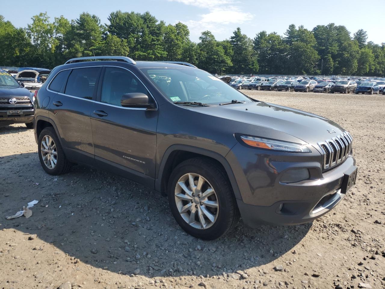 2017 Jeep Cherokee Limited - Image 4