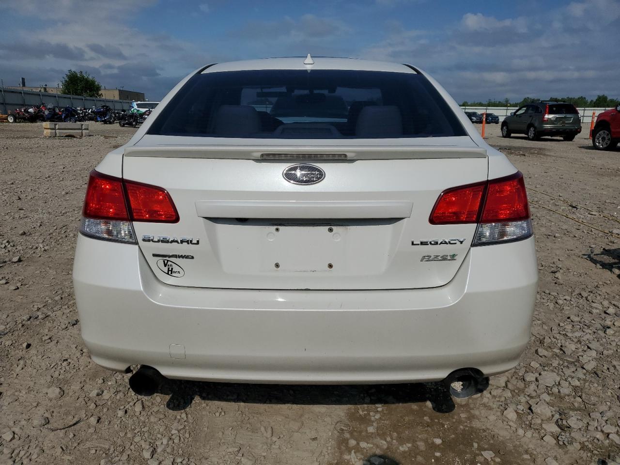 2013 Subaru Legacy 2.5I Limited - Image 6