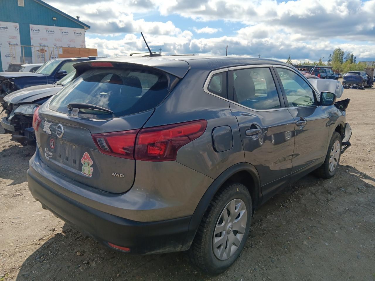 2019 Nissan Rogue Sport S - Фото 3