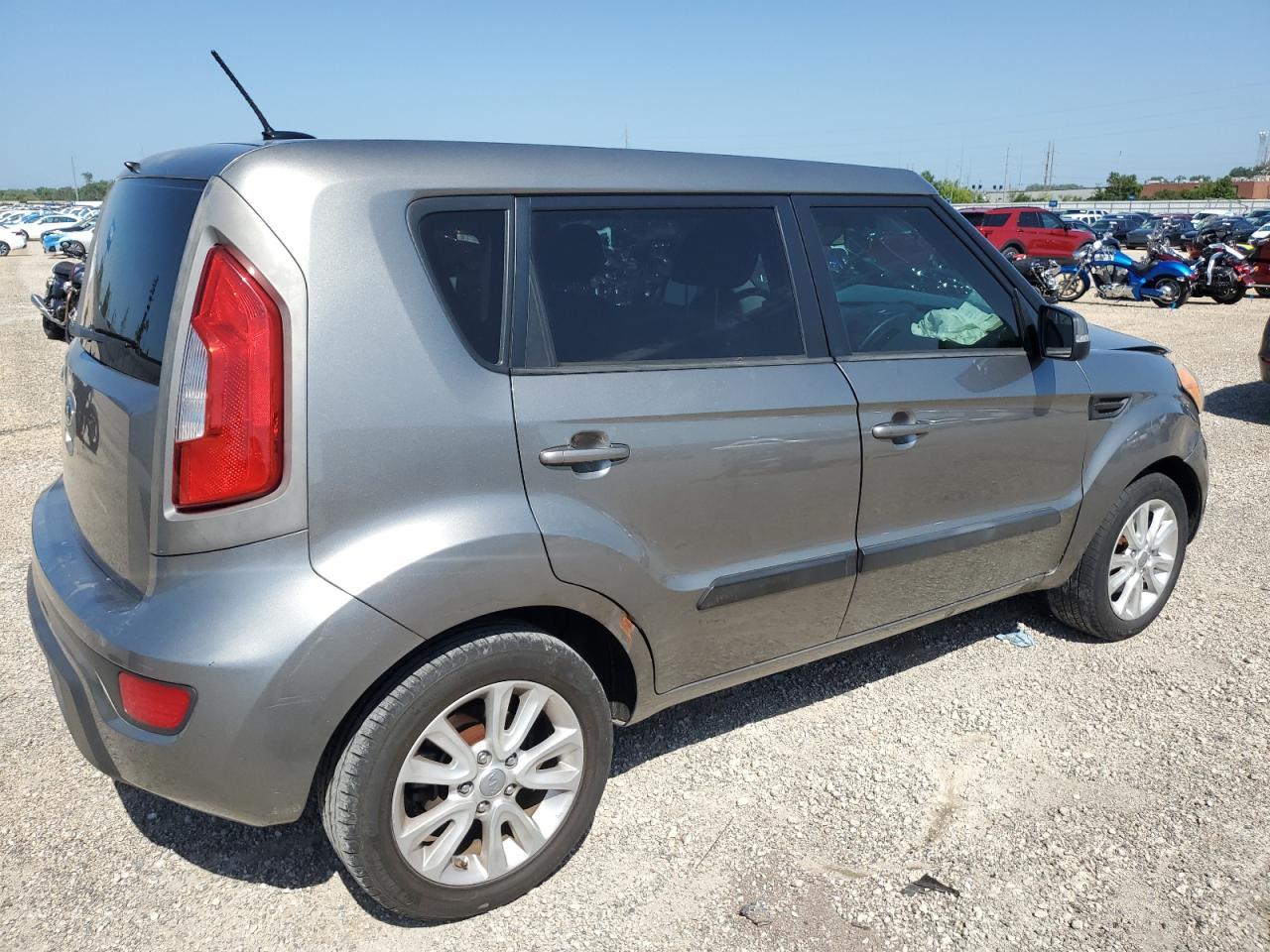 2013 Kia Soul + - Фото 3