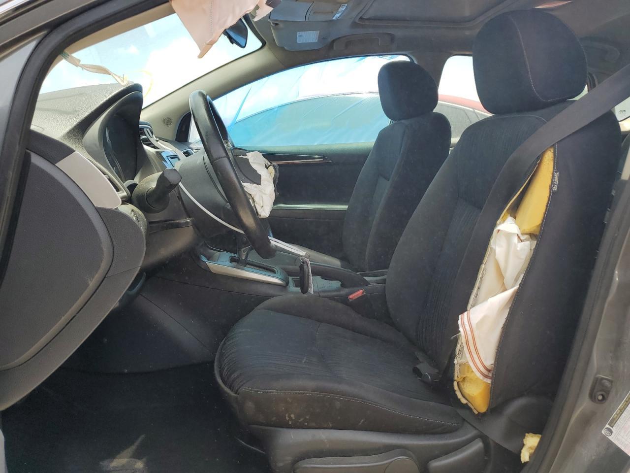 2019 Nissan Sentra S - Image 7