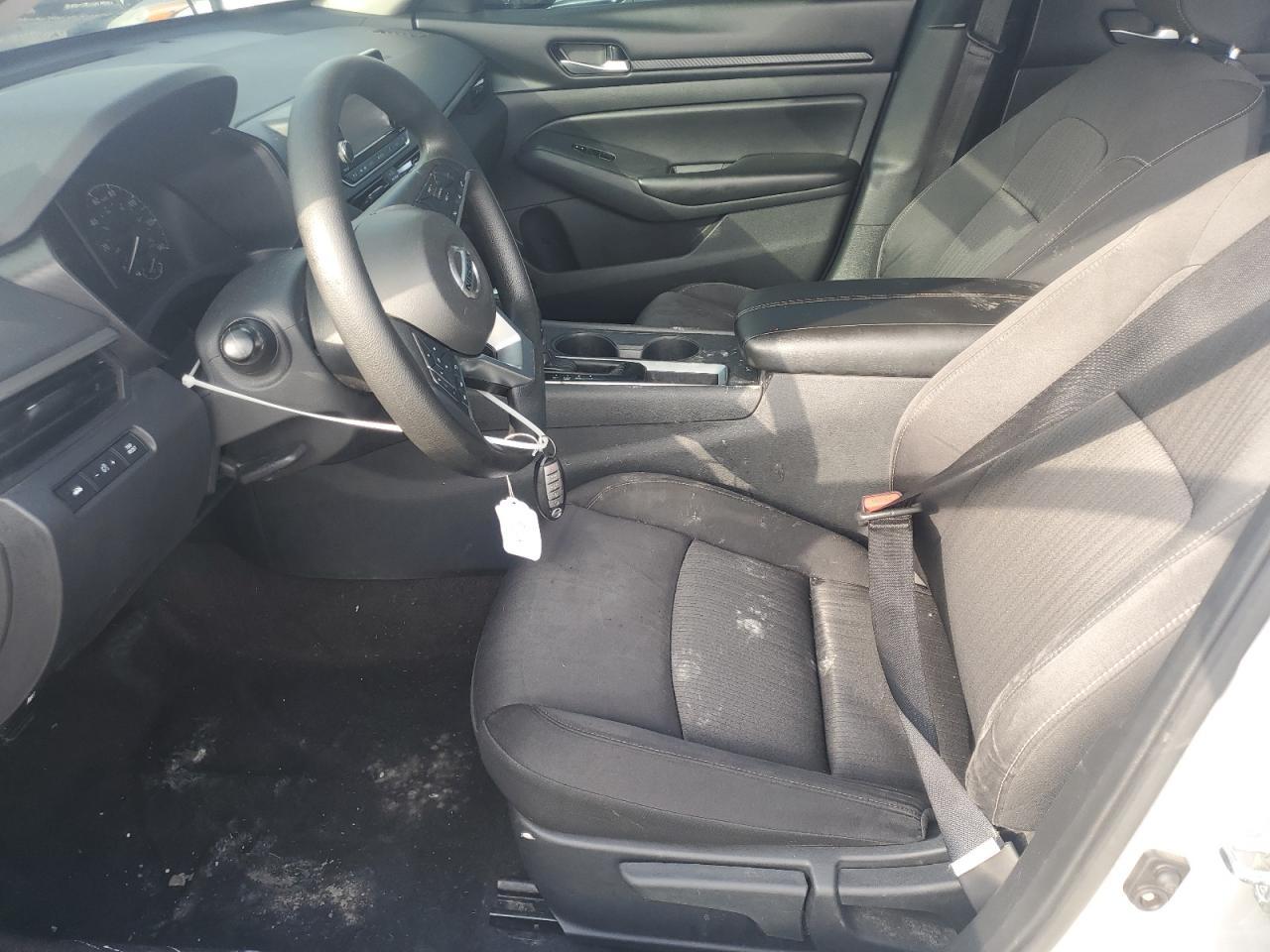 2022 Nissan Altima S - Image 7