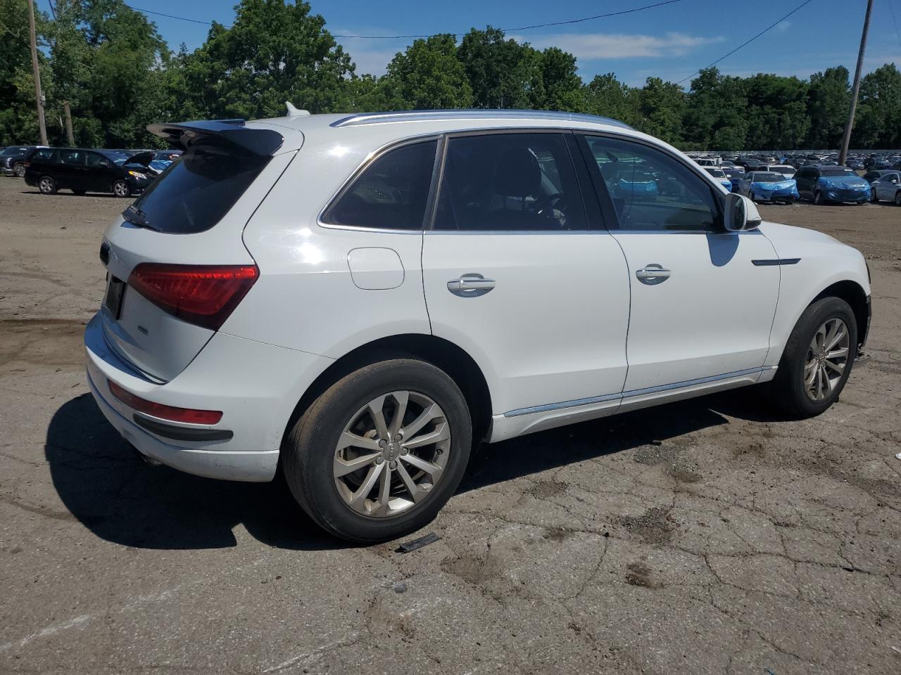 2015 Audi Q5 Premium - Image 3