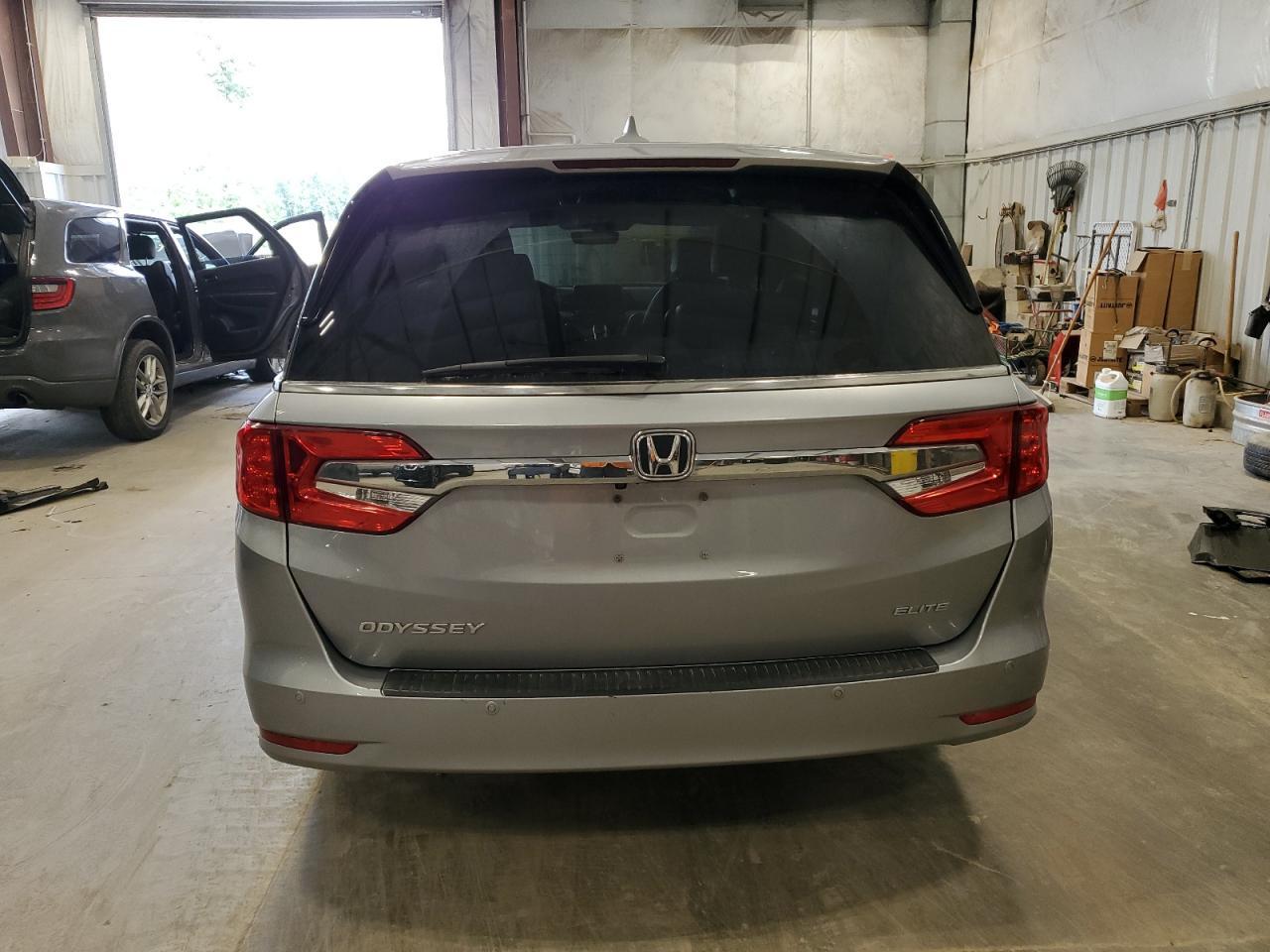 2019 Honda Odyssey Elite - Фото 6