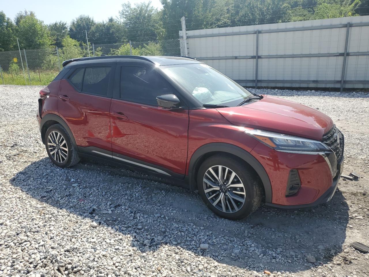 2024 Nissan Kicks Sr - Фото 4