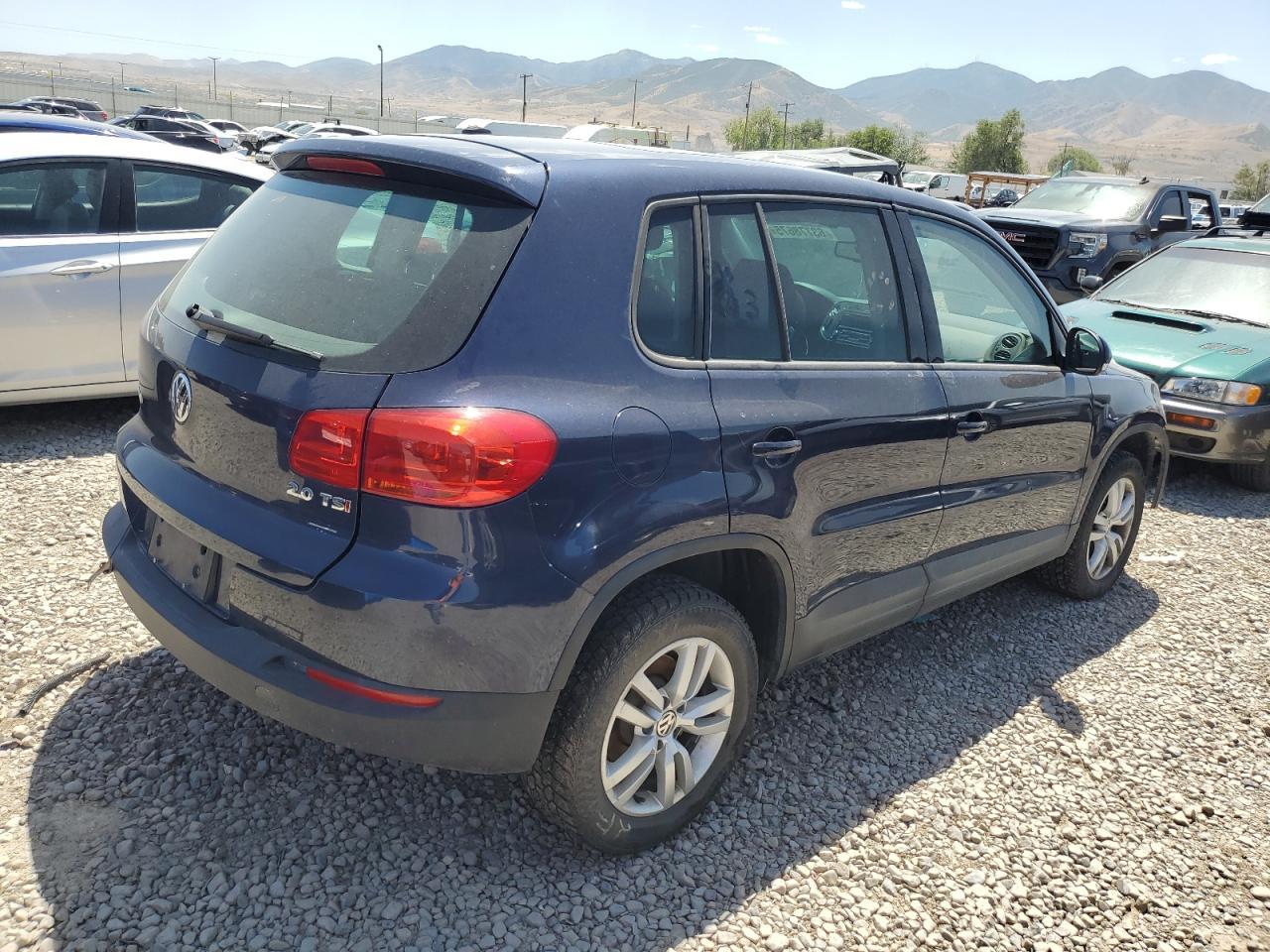 2012 Volkswagen Tiguan S - Фото 3