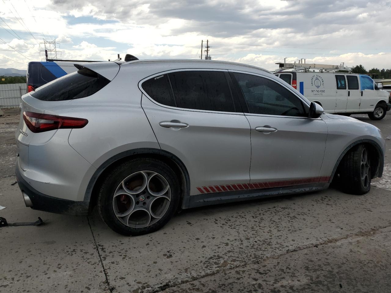 2018 Alfa Romeo Stelvio Ti - Фото 3