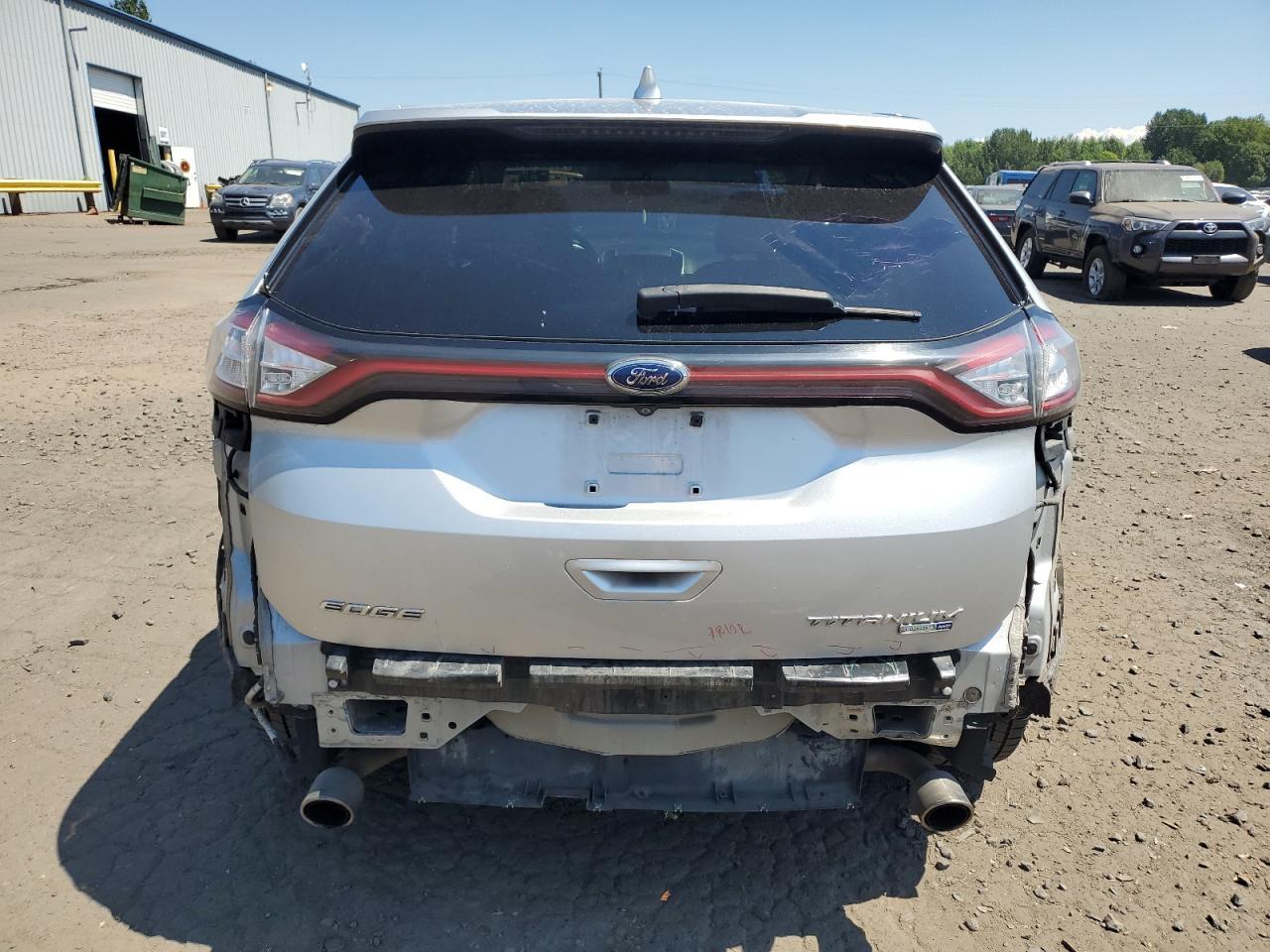 2016 Ford Edge Titanium - Image 6