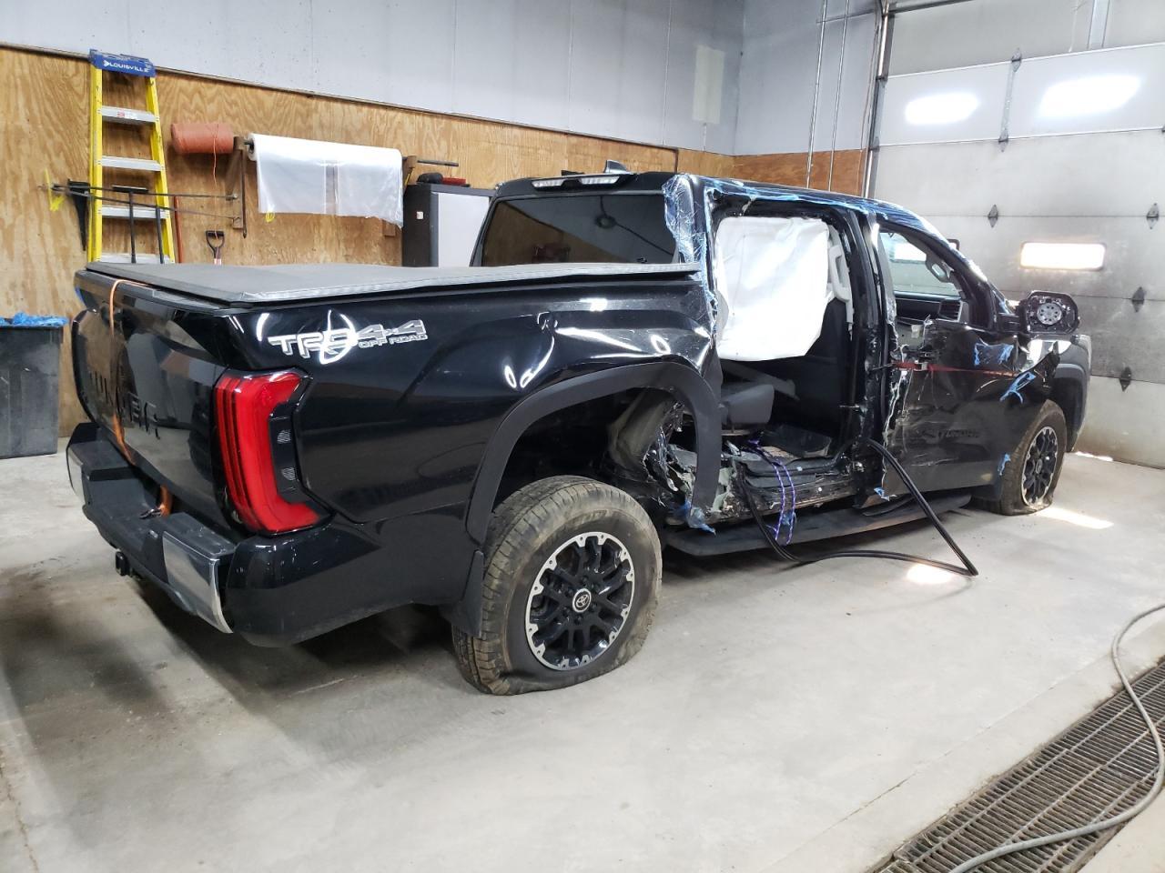 2024 Toyota Tundra Crewmax Sr - Фото 3