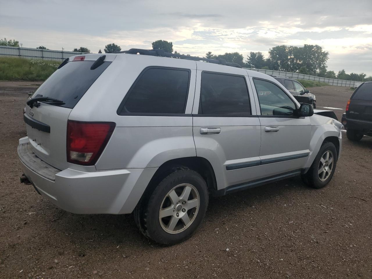 2008 Jeep Grand Cherokee Laredo - Image 3