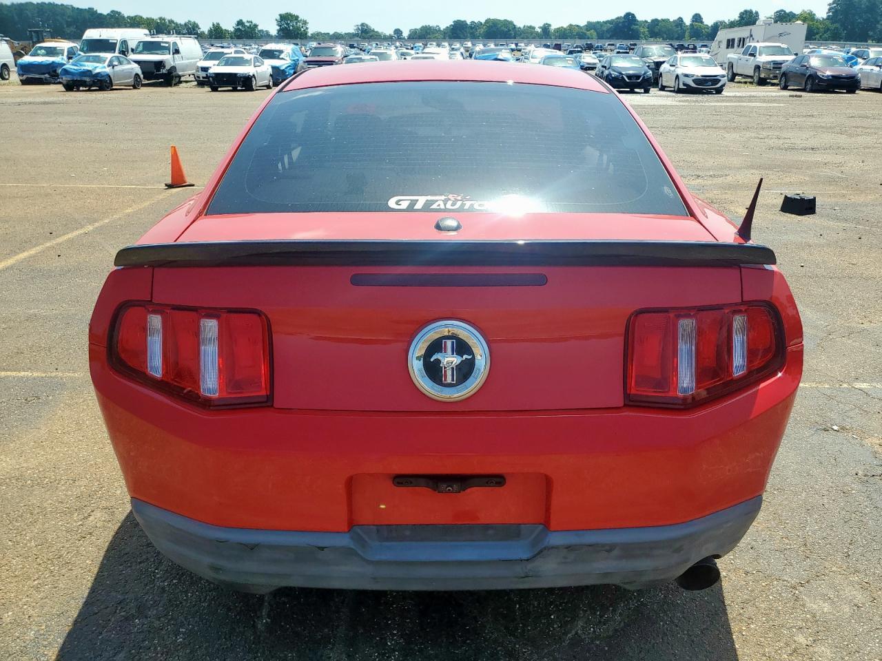 2010 Ford Mustang - Фото 6