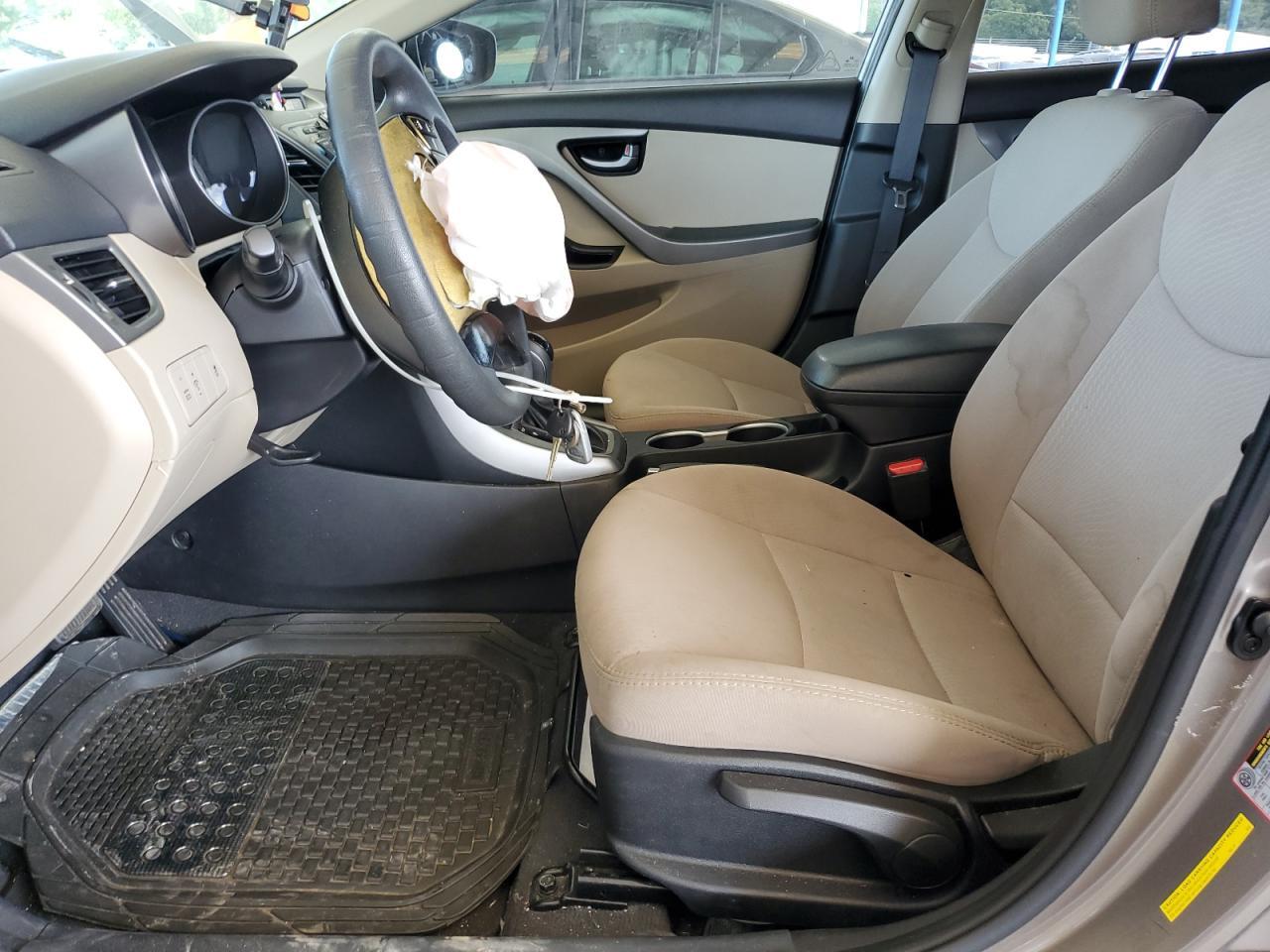 2014 Hyundai Elantra Se - Image 7