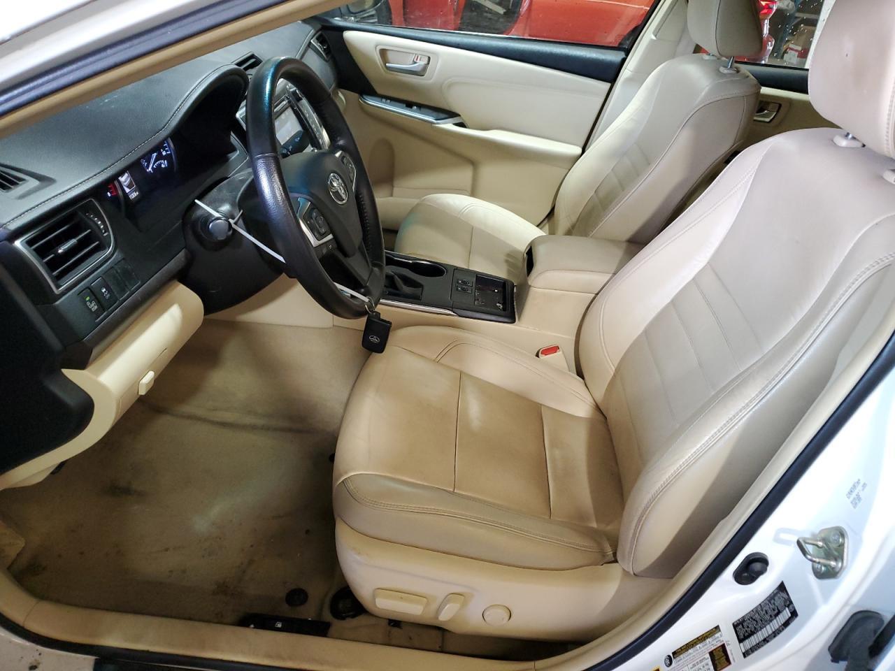 2016 Toyota Camry Le - Image 7