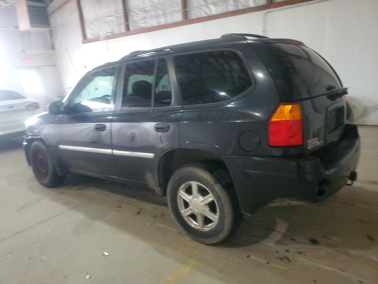 2008 GMC Envoy - Фото 2