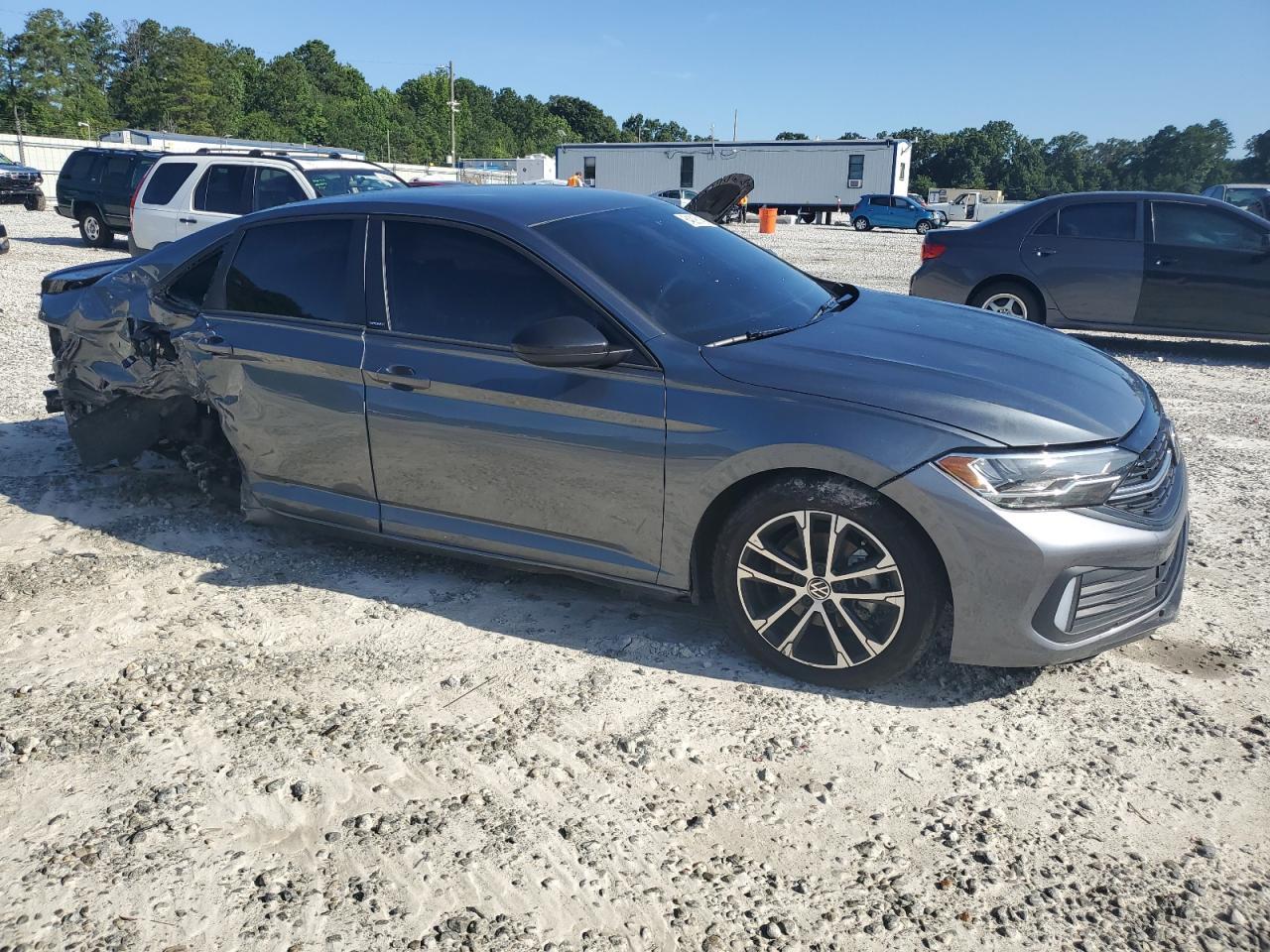 2023 Volkswagen Jetta Sport - Image 4