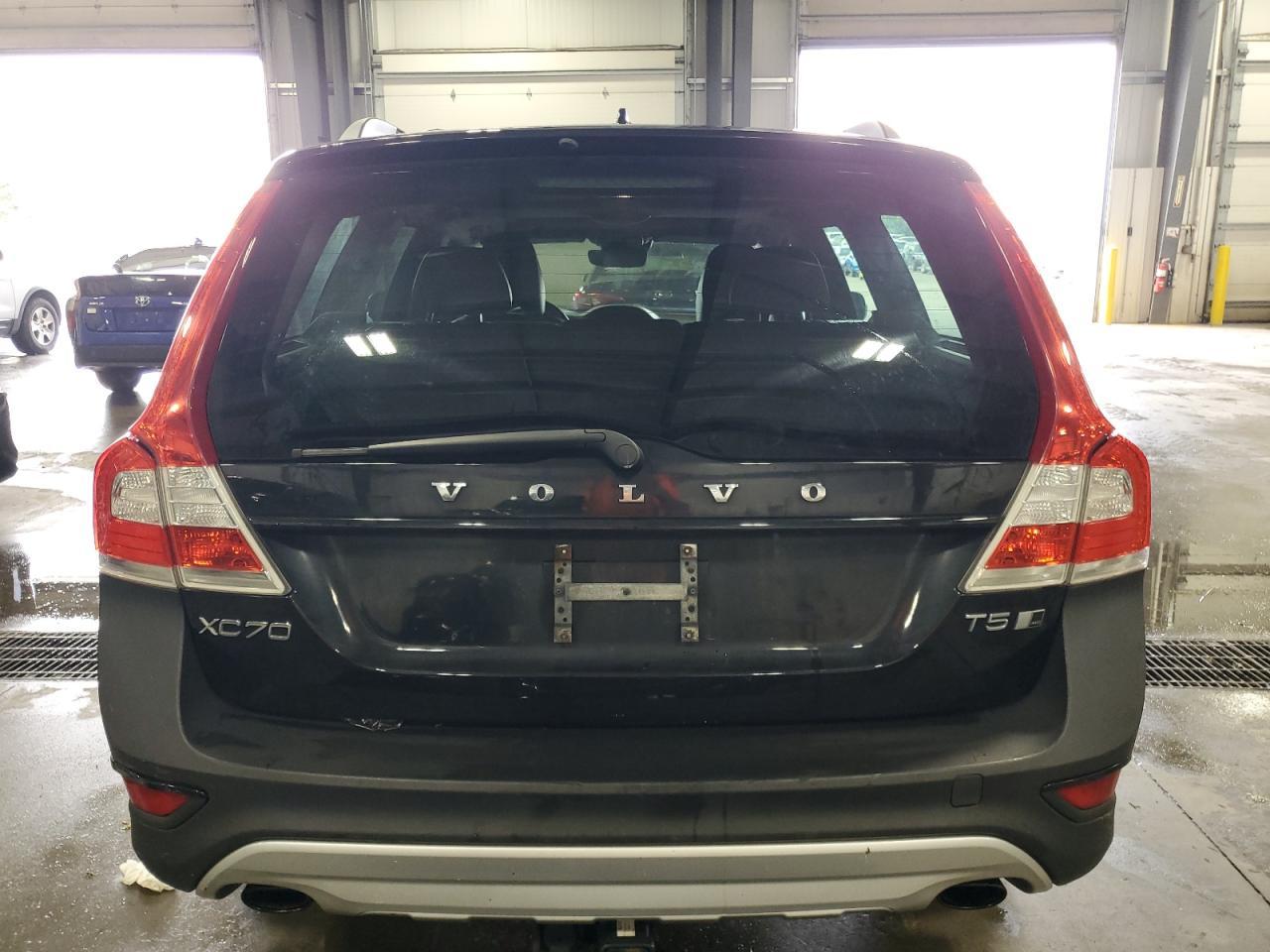 2016 Volvo Xc70 T5 Classic Premier - Фото 6