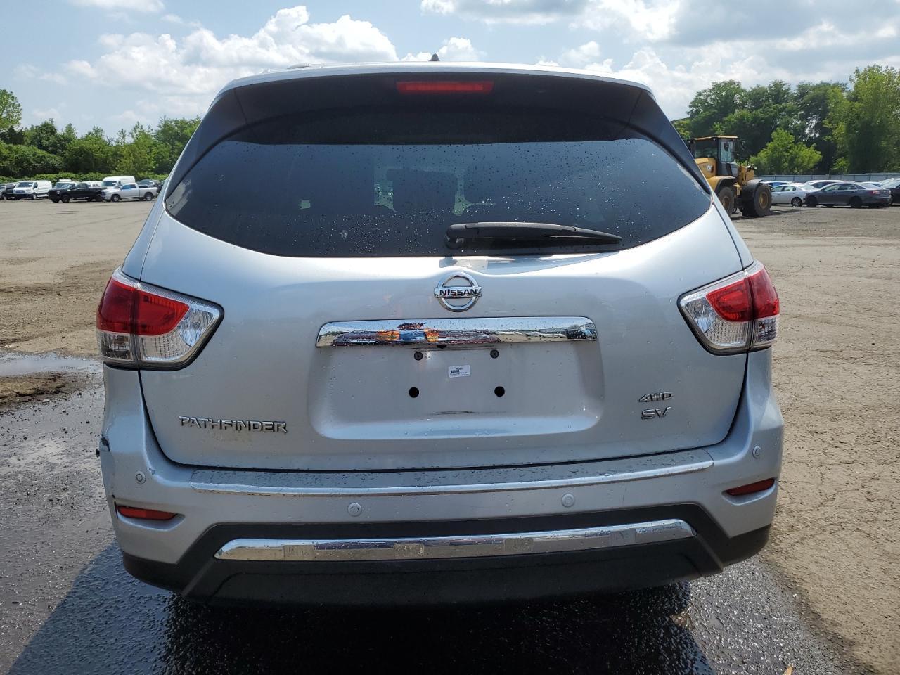 2016 Nissan Pathfinder S - Фото 6