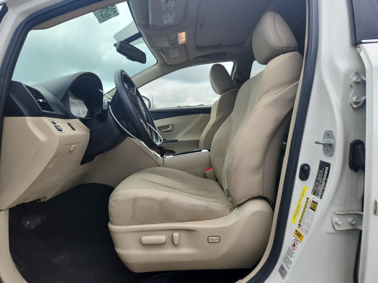 2010 Toyota Venza - Фото 7