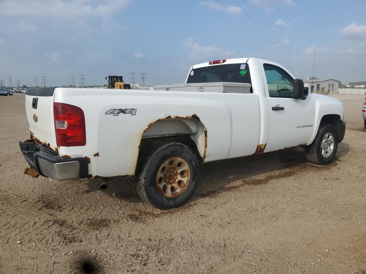 2008 Chevrolet Silverado K1500 - Image 3