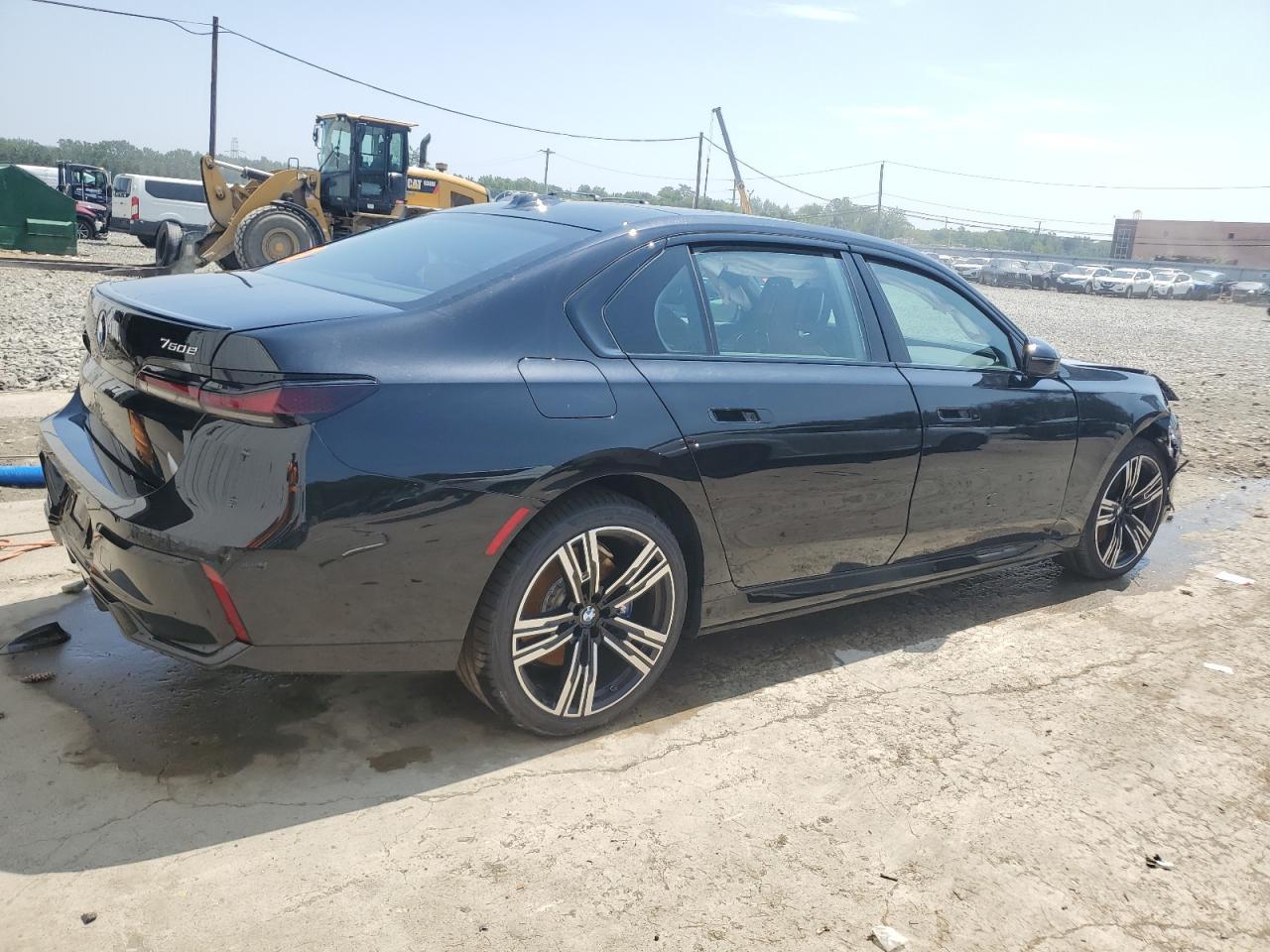 2024 BMW 750 Xe - Image 3
