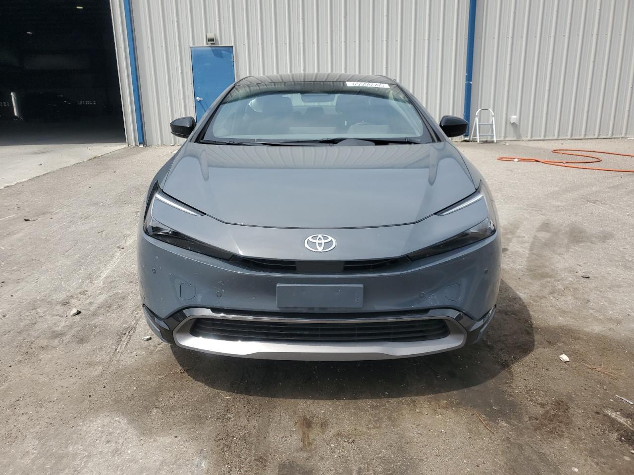2024 Toyota Prius Le - Фото 5